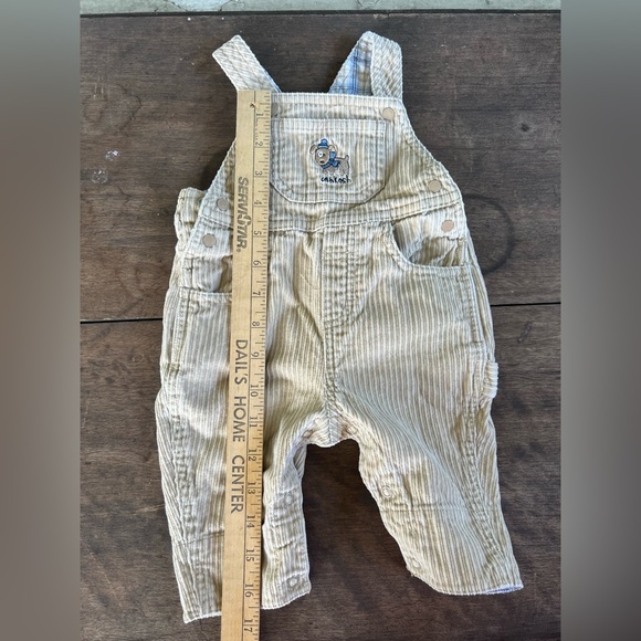 Oshkosh baby corduroy overalls Size 0-3Months With Embroidered Puppy Dog - Picture 10 of 12